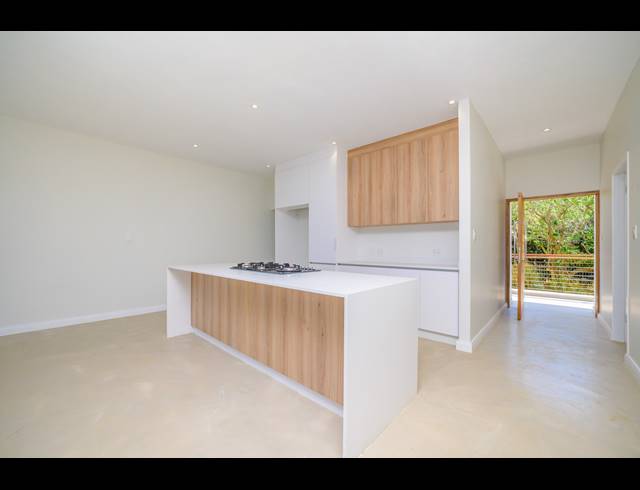 3 BEDROOM APARTMENT TO LET IN SHAKAS ROCK